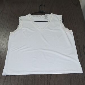 Covington White V-Neck Lace Tank Top